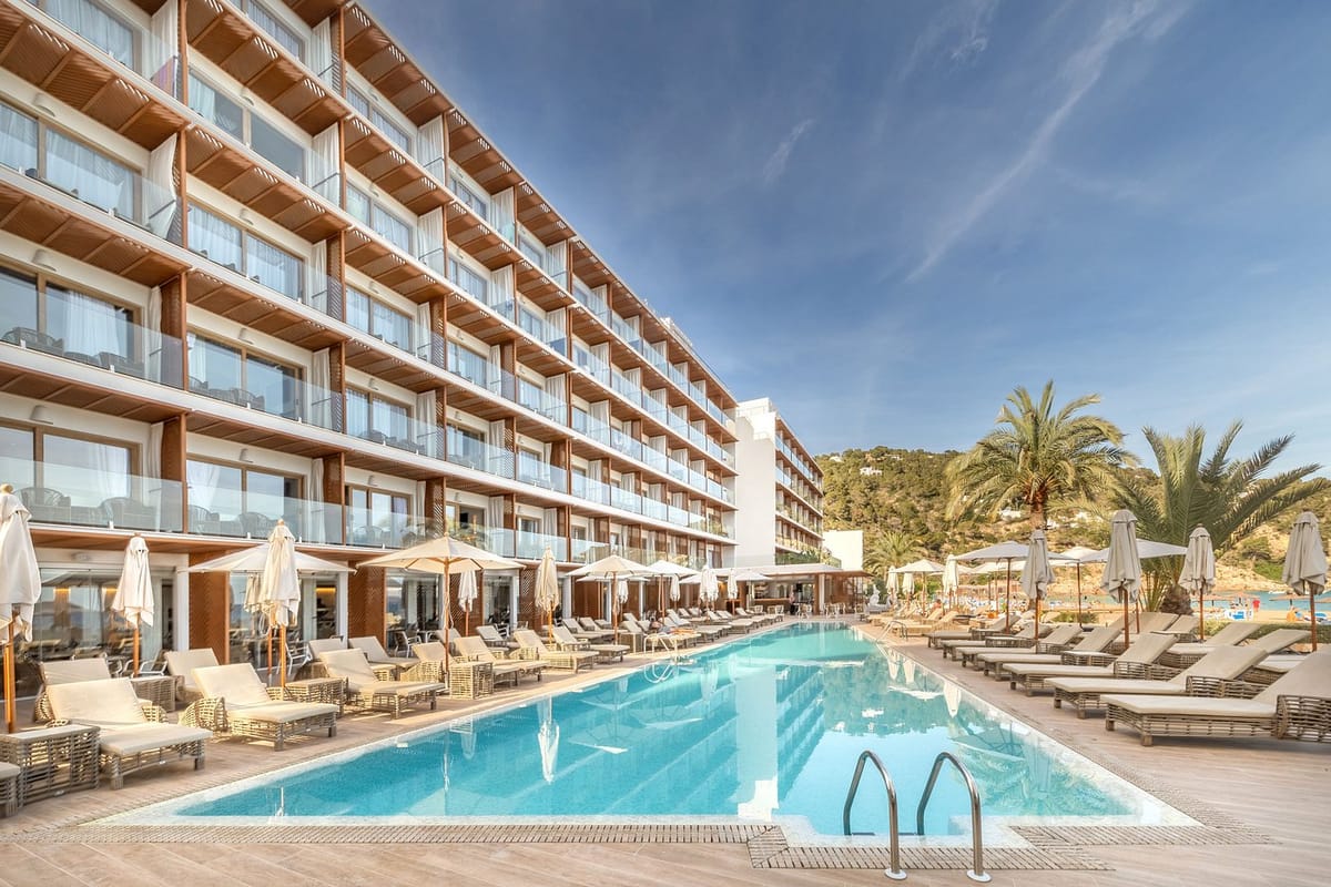 Stunning Ibiza Dream Hotel in Cala San Vicente — photo 2 of 3